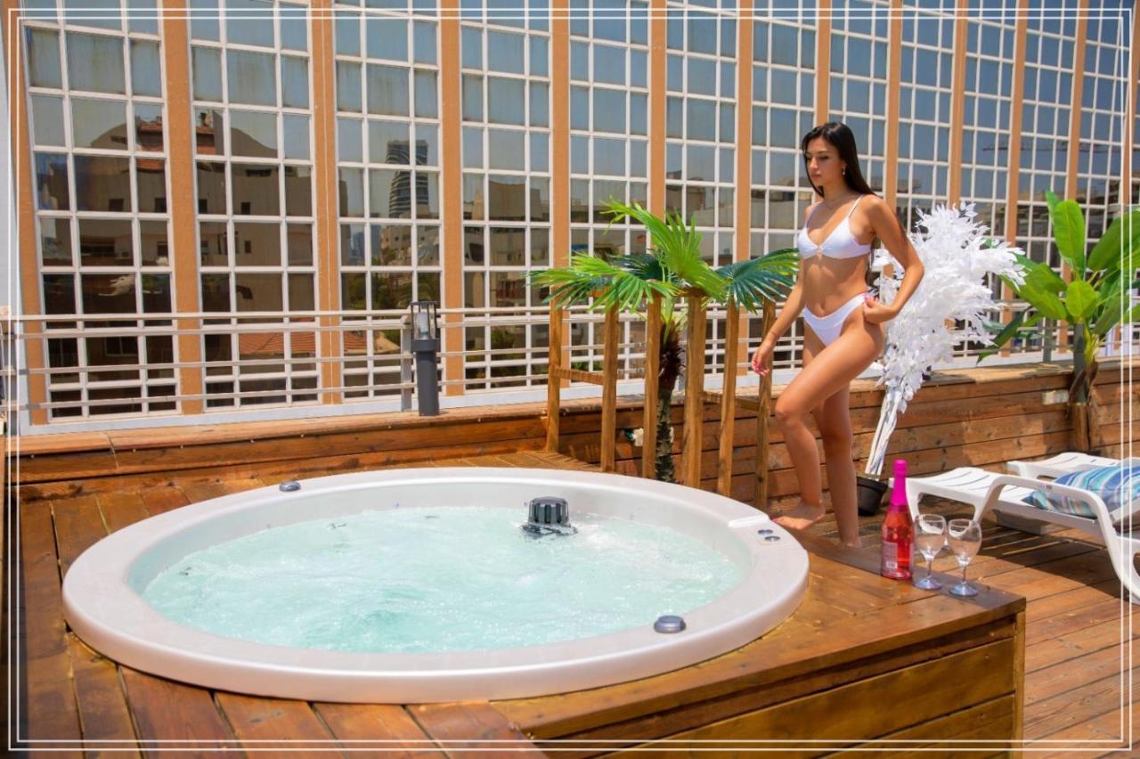 Beach Boutique Hotel And Spa By Tlv Hotels Tel Aviv Esterno foto