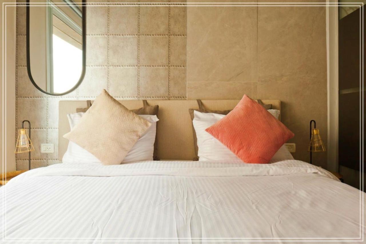 Beach Boutique Hotel And Spa By Tlv Hotels Tel Aviv Esterno foto