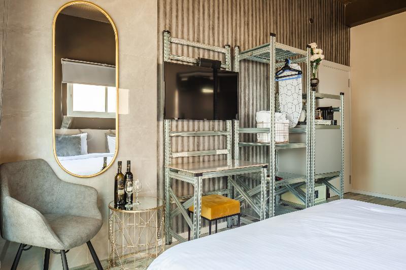 Beach Boutique Hotel And Spa By Tlv Hotels Tel Aviv Esterno foto