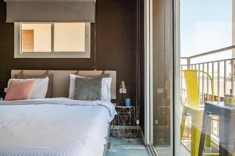 Beach Boutique Hotel And Spa By Tlv Hotels Tel Aviv Esterno foto