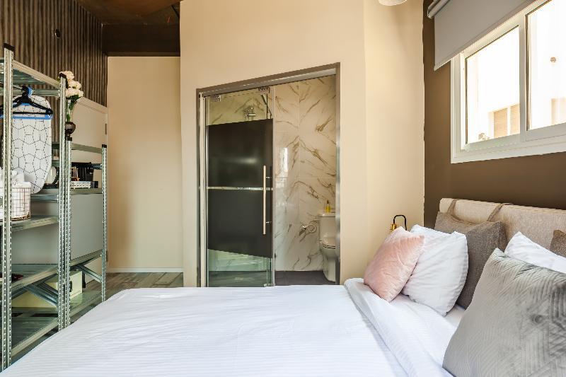 Beach Boutique Hotel And Spa By Tlv Hotels Tel Aviv Esterno foto